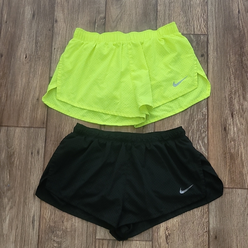 Lot Of 2 Nike Drifit Athletic Shorts Woman Size M